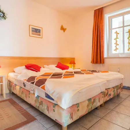 Apartment Columba - Ferienwohnung 57 *